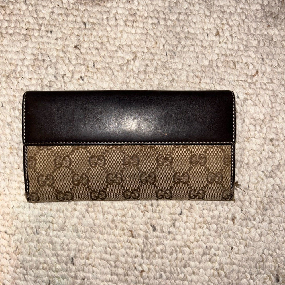 Gucci Wallet - Picture 2 of 5